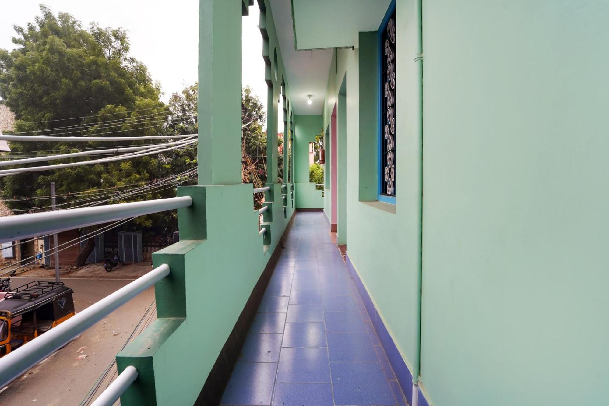 Hotel O Sri Sivasakthi A/C Lodge Sivakasi Exterior photo